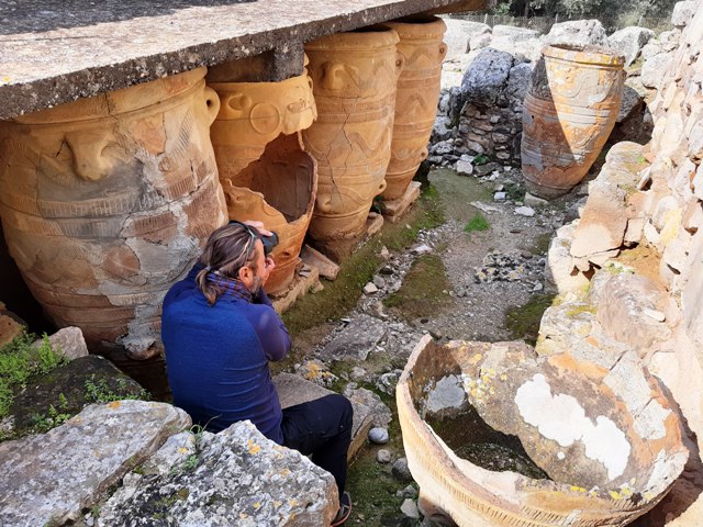 pithosy duże dzbany w Agia Triada
